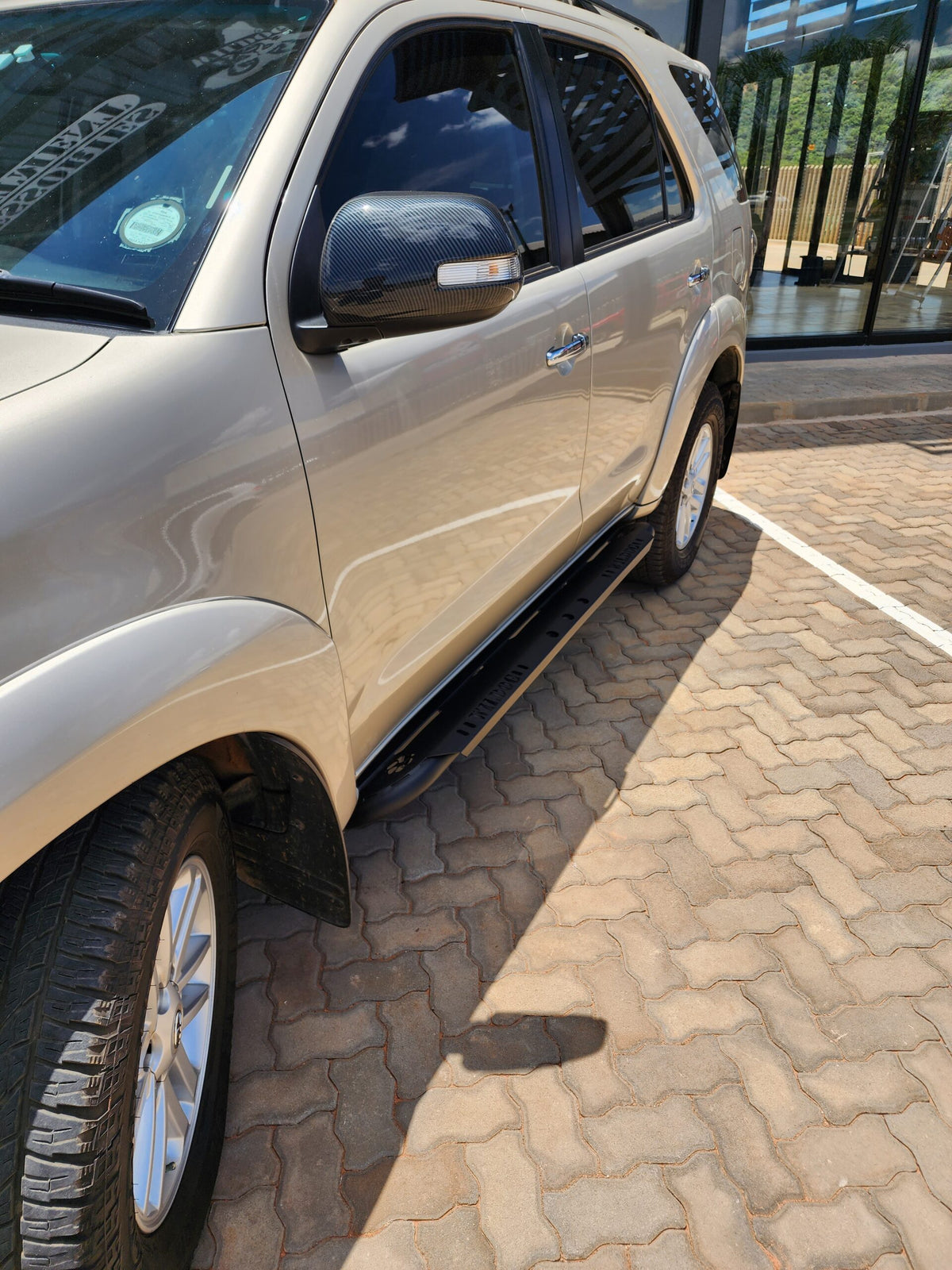 Wildog Standard Rock Sliders – Toyota Fortuner 2005–2015