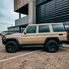 Wildog Standard Station Wagon Rock Sliders – Toyota Land Cruiser 76 Station Wagon