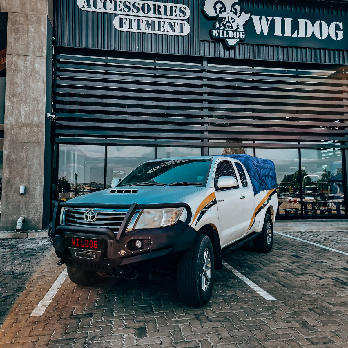 Wildog Hunter Front Bumper with Round Nudge – Toyota Hilux Vigo 2011–2015