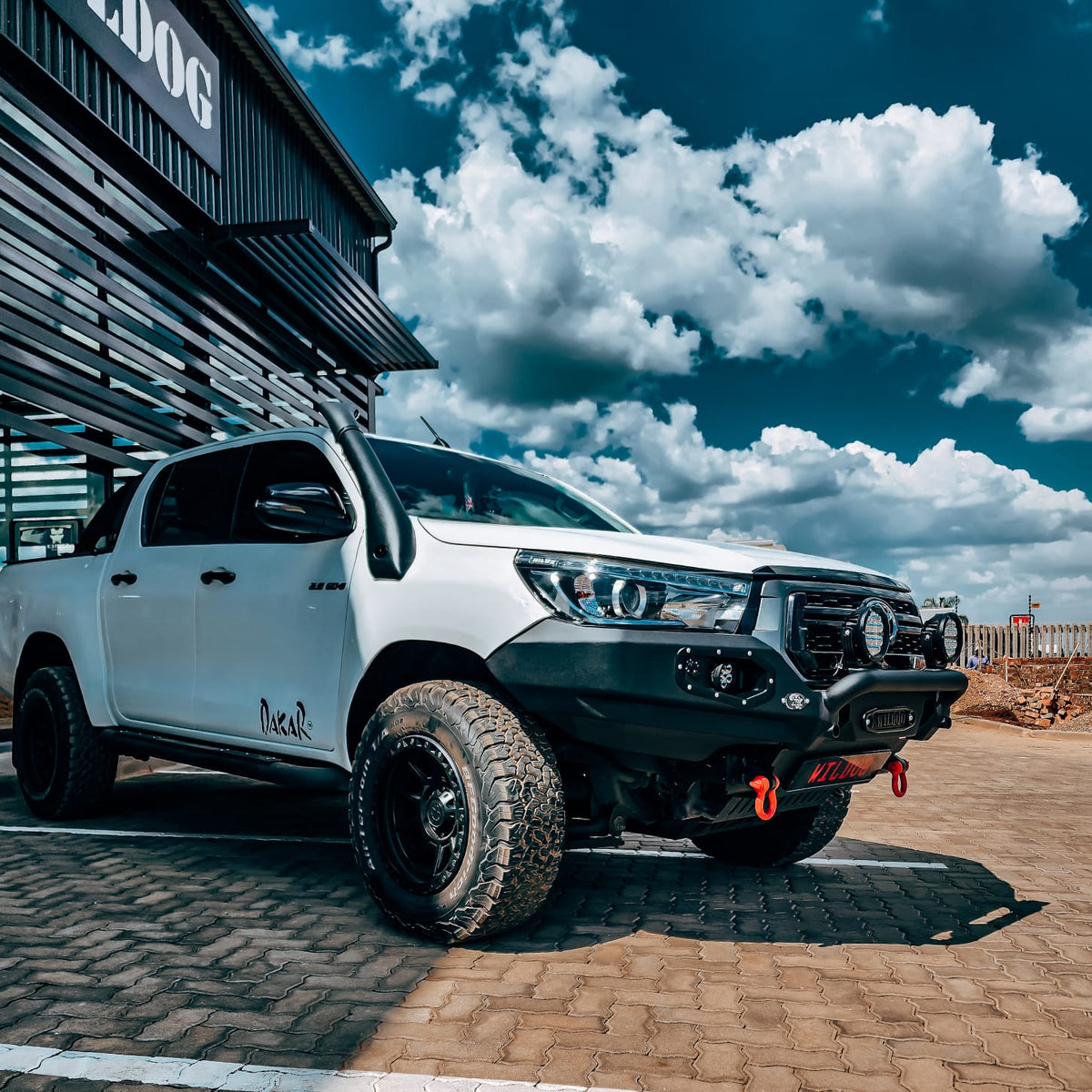 Wildog Dakar K9 Front Bumper with Round Nudge – Toyota Hilux Revo 2018–2020