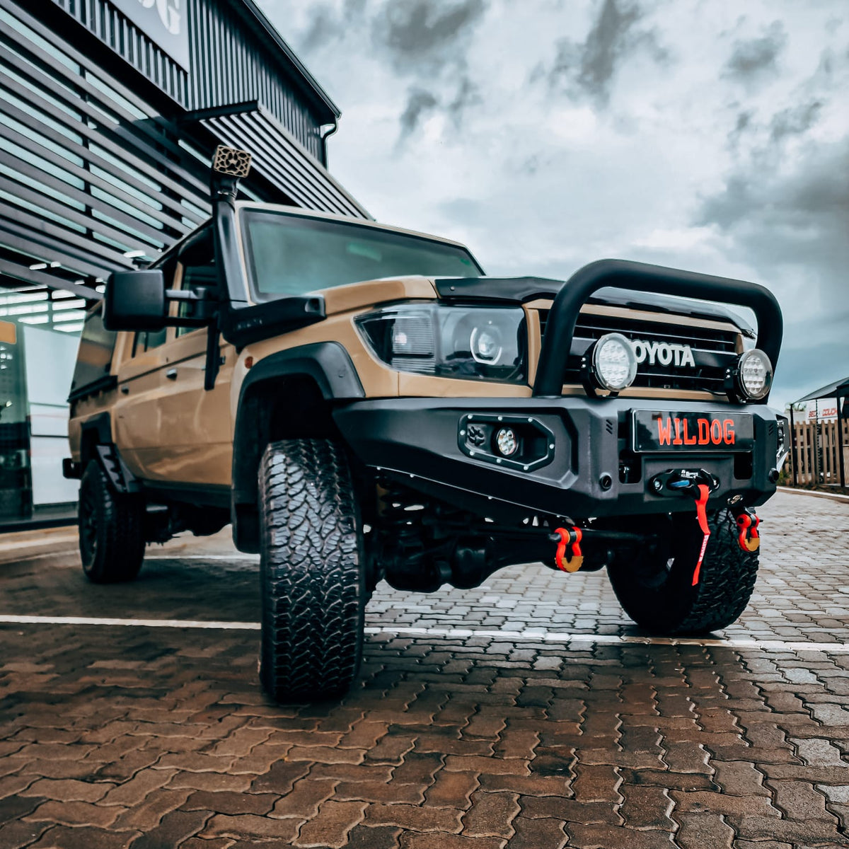 Wildog Alpha Front Bumper with Welded-on LC Nudge – Toyota Land Cruiser 76/79